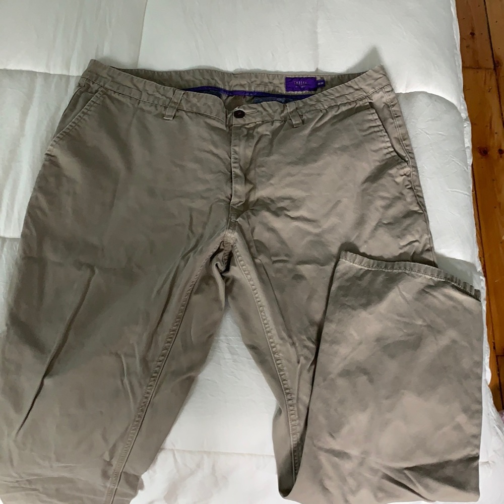 men’s tallia khaki pants